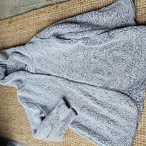 O) Victoria's secret sherpa cardigan